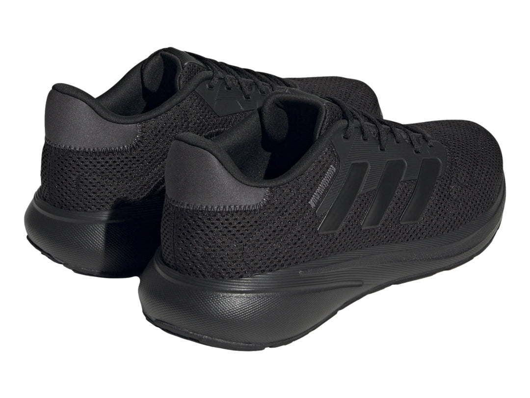 Tenis deportivos Adidas Response Runner U en color negro total.