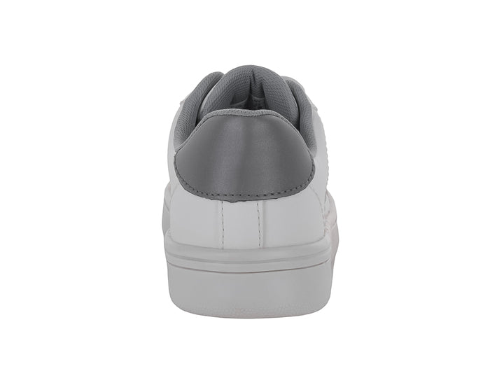 Tenis Umbro Blanco y Plata para Niño