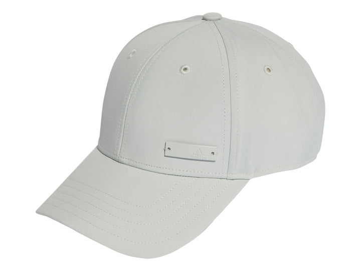 Gorra de béisbol Adidas color Wonder Silver con visera curva y detalle de marca frontal.