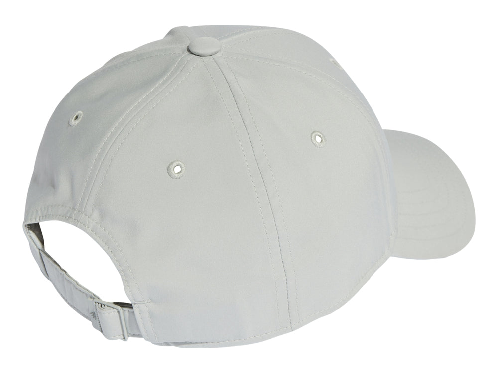 Gorra de béisbol Adidas color Wonder Silver con visera curva y detalle de marca frontal.