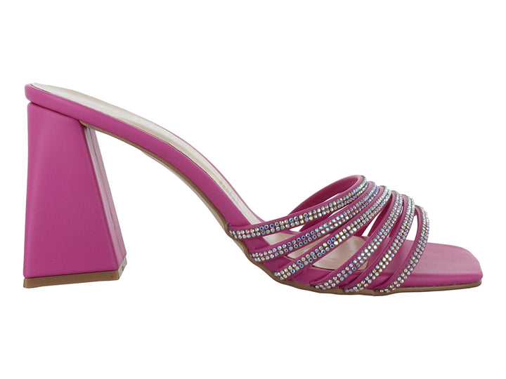 Sandalias de tacón cuadrado color rosa Valentino con tiras decoradas con cristales plateados y punta cuadrada.