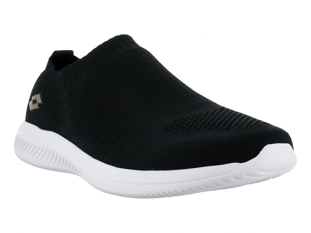 Tenis deportivos Lotto color negro con suela blanca y logotipo dorado en el lateral.