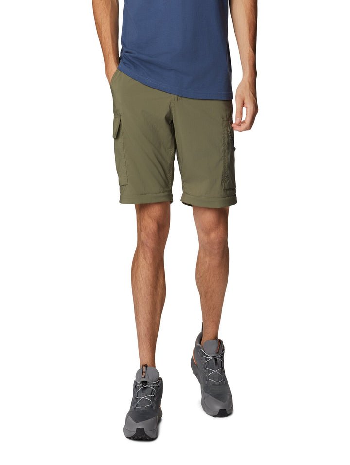 Pantalón Columbia Silver Ridge Utility convertible en color verde piedra con cierre en la rodilla para transformarse en short.