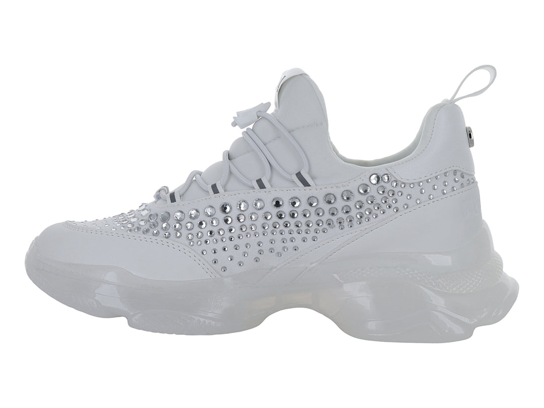 Tenis blancos de plataforma Steve Madden con incrustaciones de cristales brillantes en el lateral.