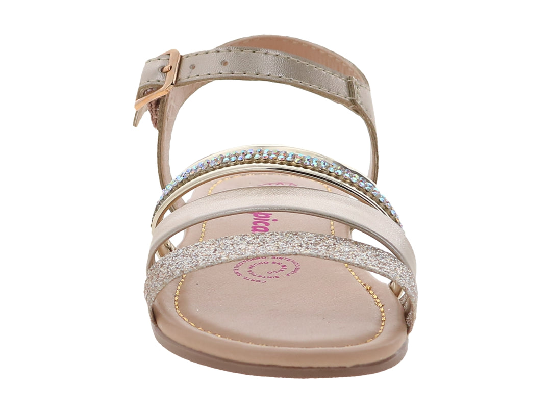 Sandalia plana para niña color dorado con correas de glitter y pedrería multicolor.