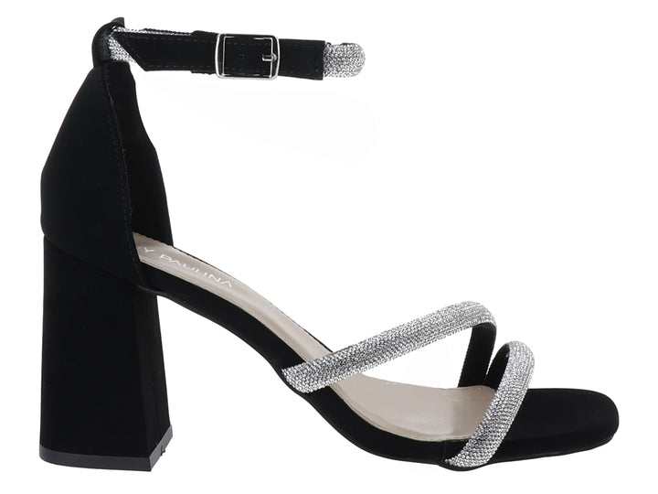 Sandalia negra de tacón cuadrado con tiras brillantes en la parte frontal y correa ajustable al tobillo.