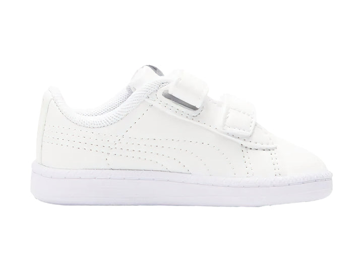 Tenis blancos PUMA para bebé con cierres de velcro y suela blanca.