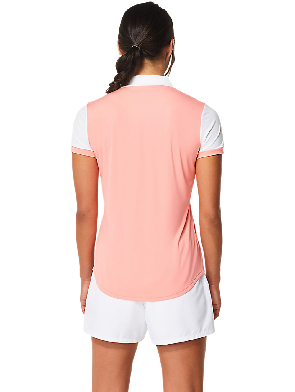 Camiseta polo deportiva ASICS para mujer en color guava con mangas y cuello blancos.