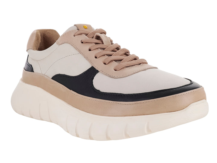 Tenis Quirelli multicolor beige con suela blanca de plataforma ancha y detalles en negro.