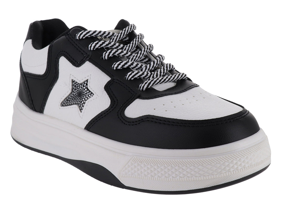 Tenis deportivos Clasben Sidney en color blanco y negro con suela de plataforma y detalle de estrella lateral.