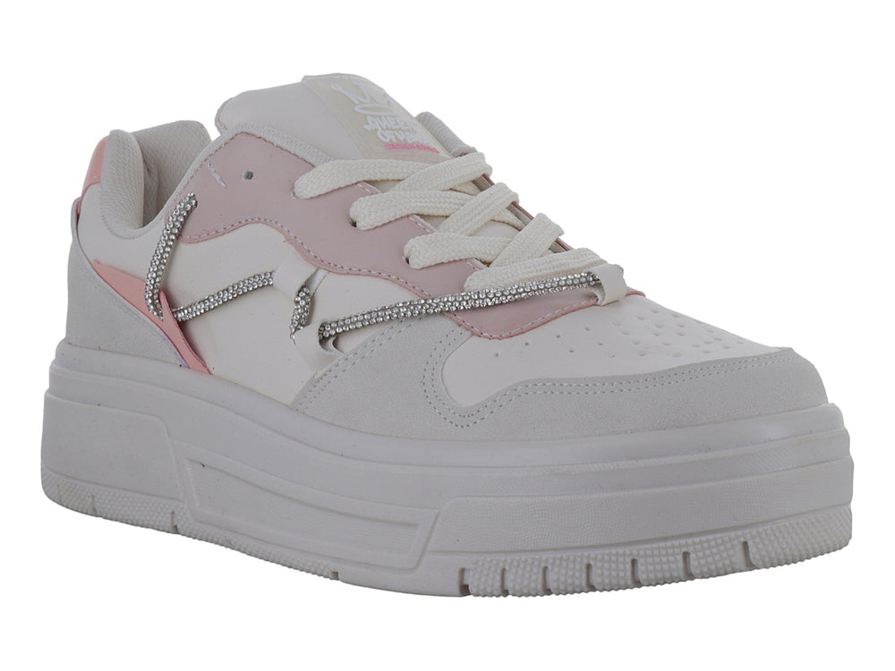 Tenis blancos y rosas con suela de plataforma y detalles brillantes en los costados.