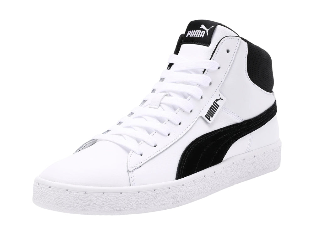 Tenis Puma de corte medio color blanco con franja lateral y cuello en color negro.