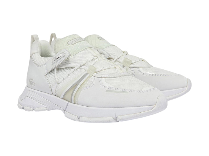 Tenis deportivos Lacoste de color blanco con diseño moderno y suela robusta.