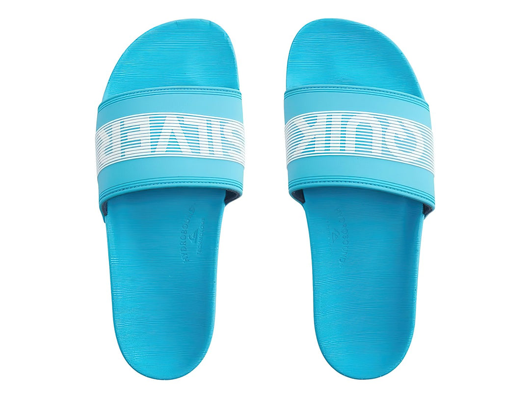 Sandalia deslizante Quiksilver de color azul con detalles de rayas blancas en la correa.