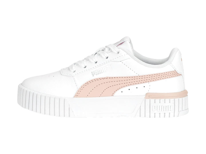 Tenis PUMA Carina 2.0 en color blanco con detalles en rosa pálido y suela blanca ancha.