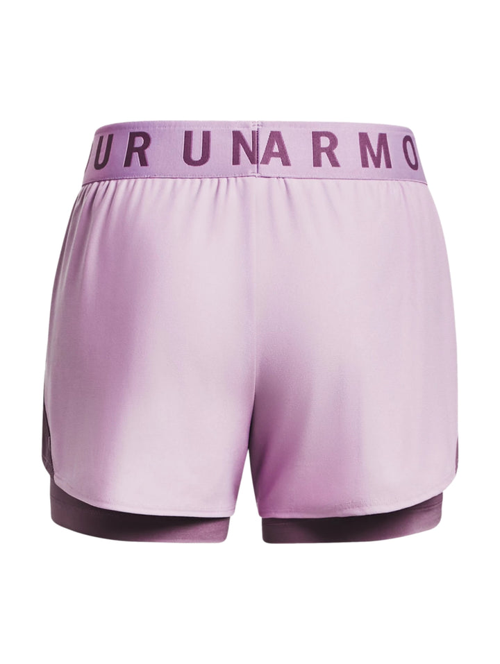 Shorts deportivos Under Armour color morado estilo 2 en 1.