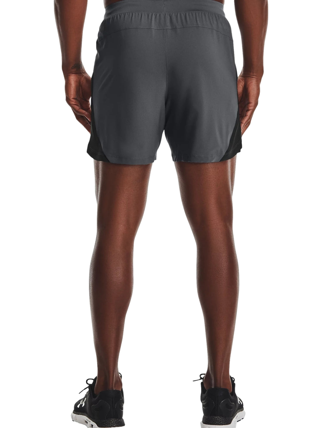 Short Under Armour Launch 5 Gris y Negro para Hombre