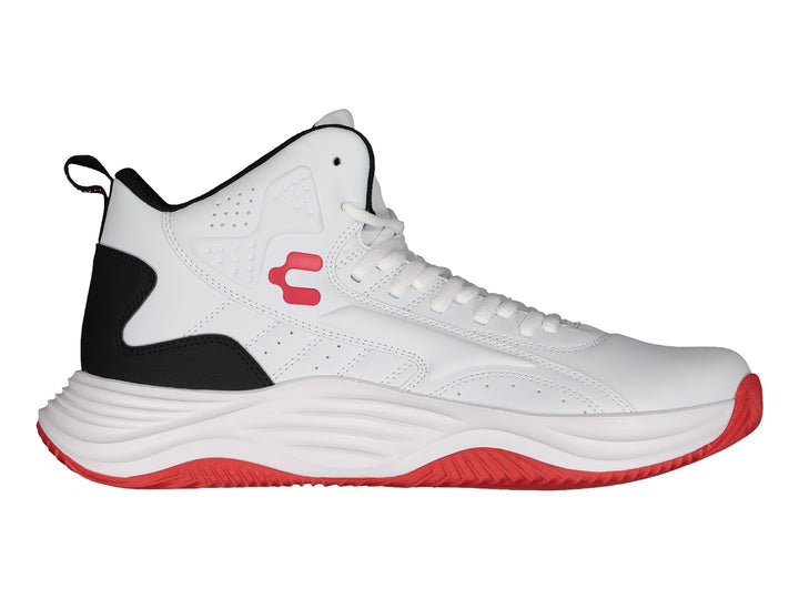 Tenis de baloncesto Charly en color blanco con talón negro y suela roja.