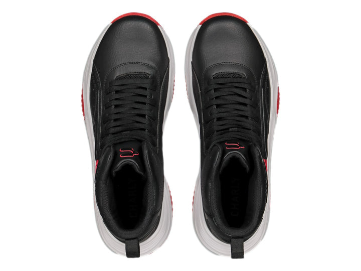 Tenis de baloncesto Charly en color negro con suela blanca y detalles en rojo, diseño de corte alto.