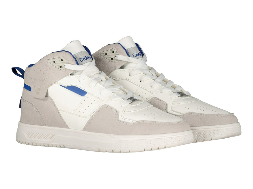 Tenis deportivos de corte alto marca Charly en color blanco y gris con detalles en azul.
