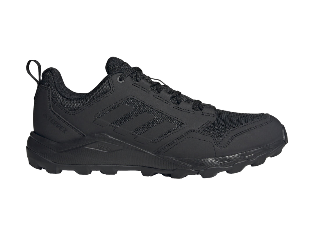 Tenis deportivos Adidas Terrex Tracerocker 2 en color negro, vista lateral sobre fondo blanco.