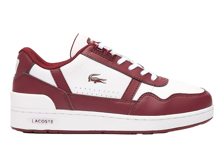 Tenis Lacoste para niños en color blanco y guinda con suela blanca y logotipo del cocodrilo.