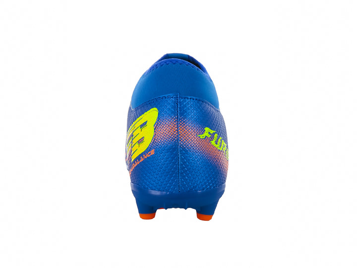 Zapato de fútbol marca Furia en color azul con detalles en naranja y amarillo y tacos naranjas.