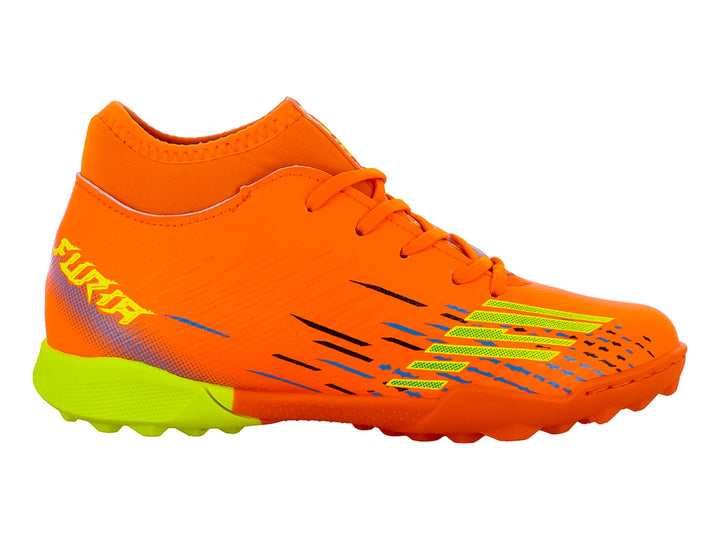 Zapato de fútbol para niños marca Furia color naranja con suela verde lima y detalles azules.
