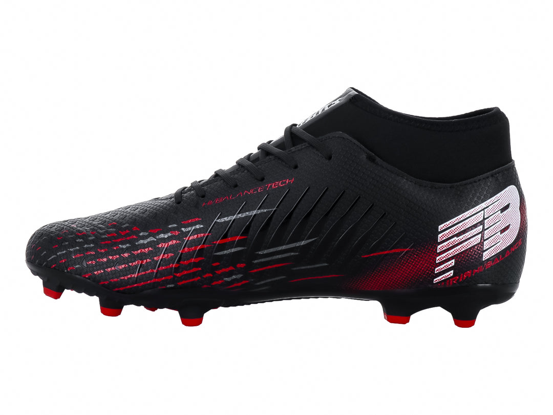 Zapato de fútbol FURIA color negro con detalles y tacos en color rojo.