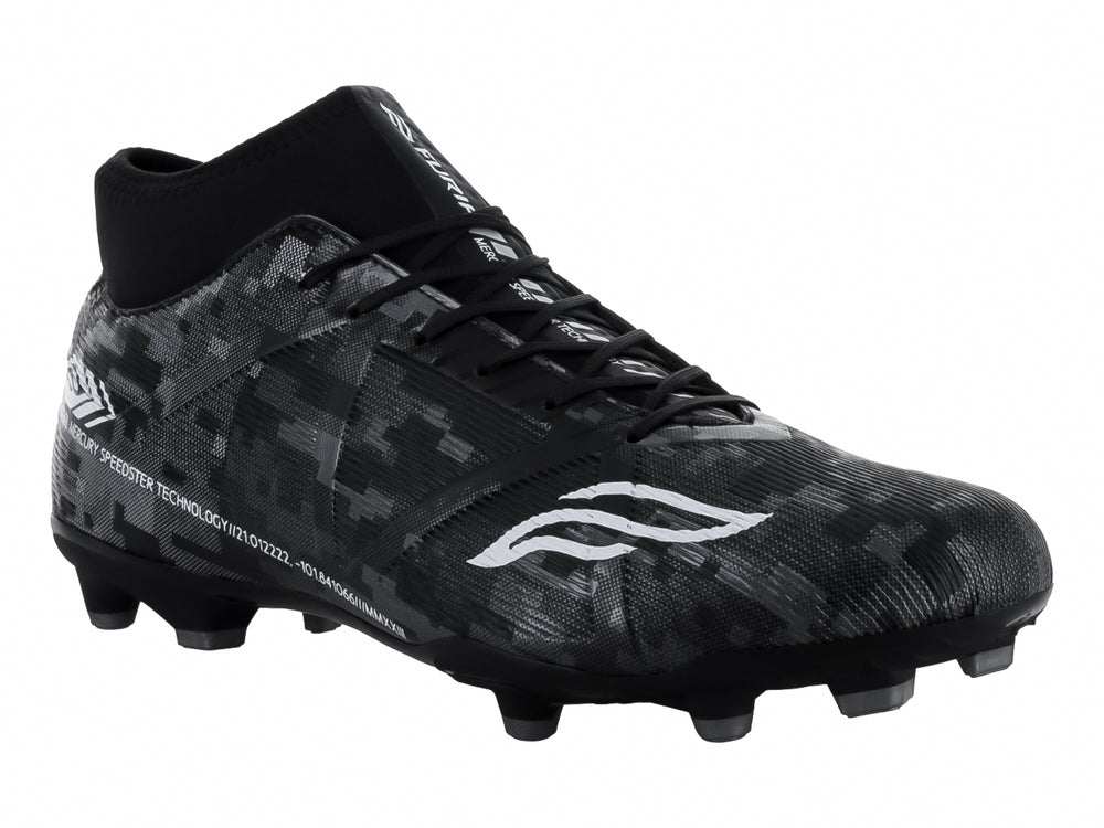 Calzado de fútbol FURIA color negro con patrón camuflado y detalles en plata, diseño de cuello alto y tacos para pasto.