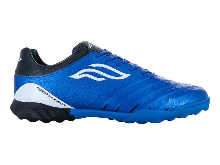 Zapato de fútbol azul con detalles en negro y blanco y suela para césped sintético.