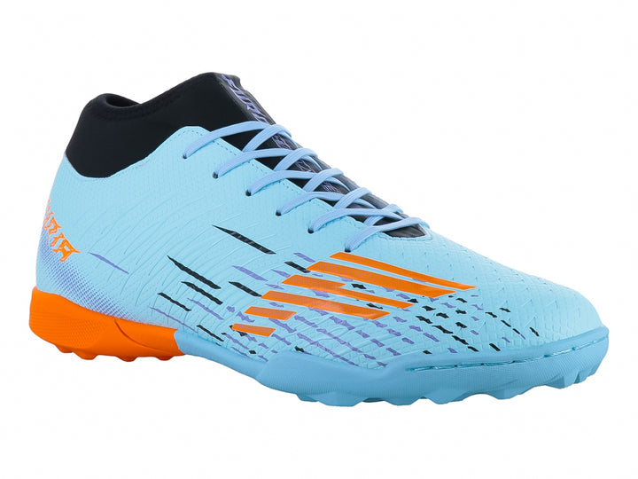 Zapato de fútbol FURIA color menta con detalles en naranja y negro, diseñado para canchas sintéticas.