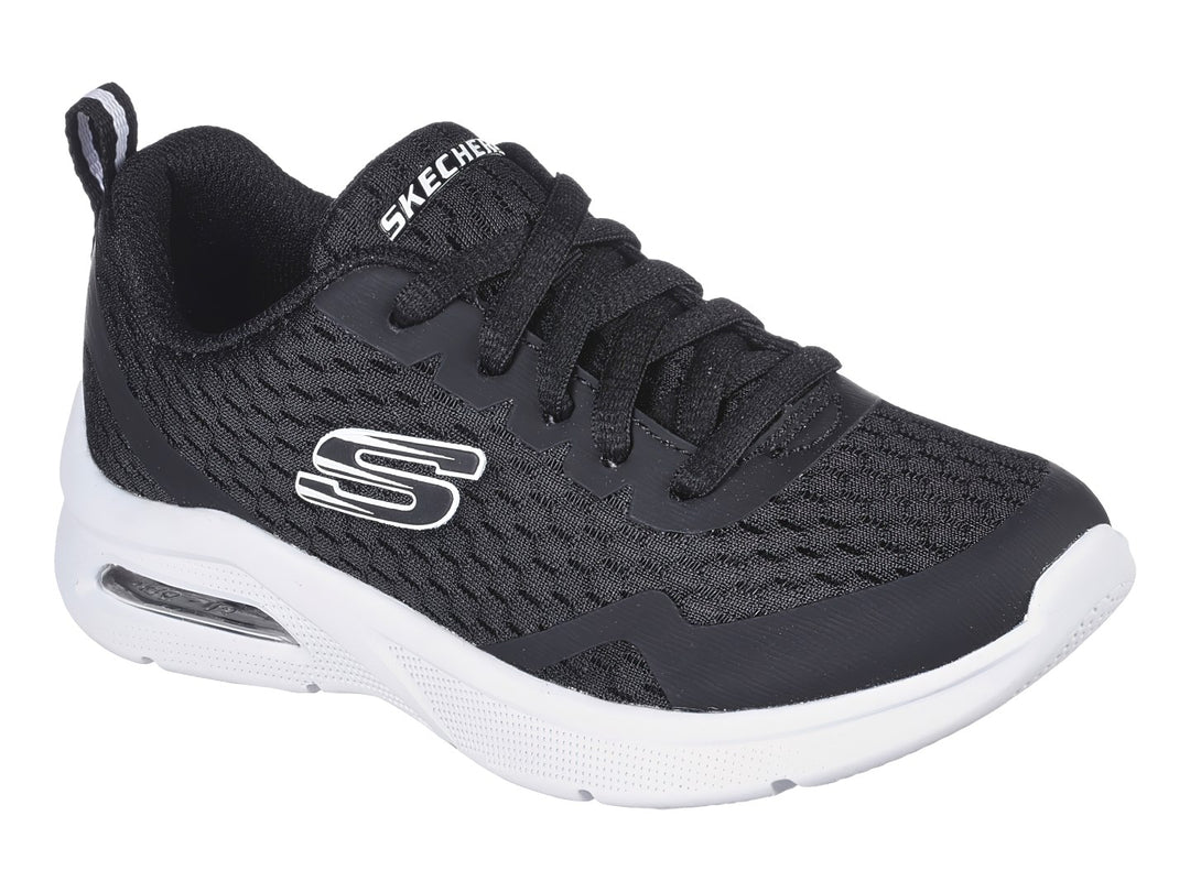 Tenis deportivos Skechers MicroSpec Max color negro con suela blanca.