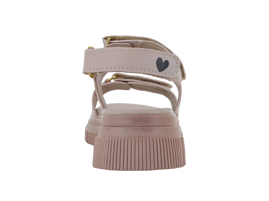 Sandalia color nude para Niña con suela de plataforma dentada y correas con hebilla.