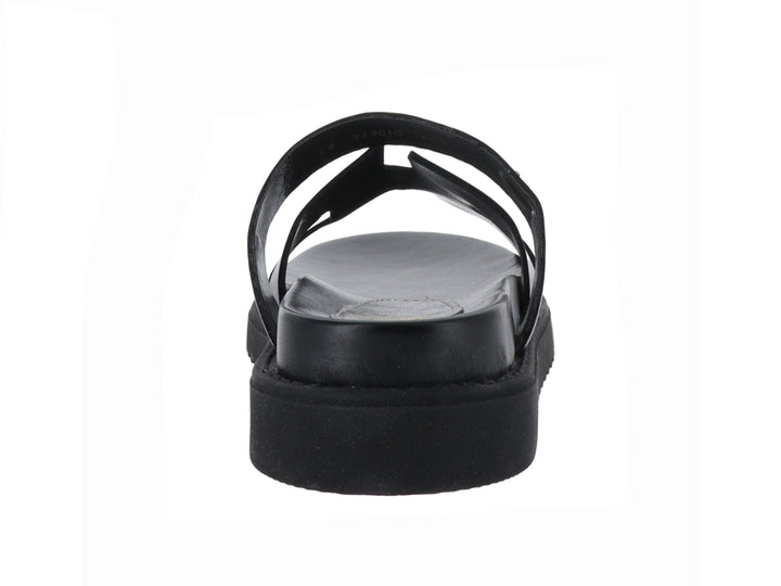 Sandalia negra de plataforma para mujer con correas anchas y suela track