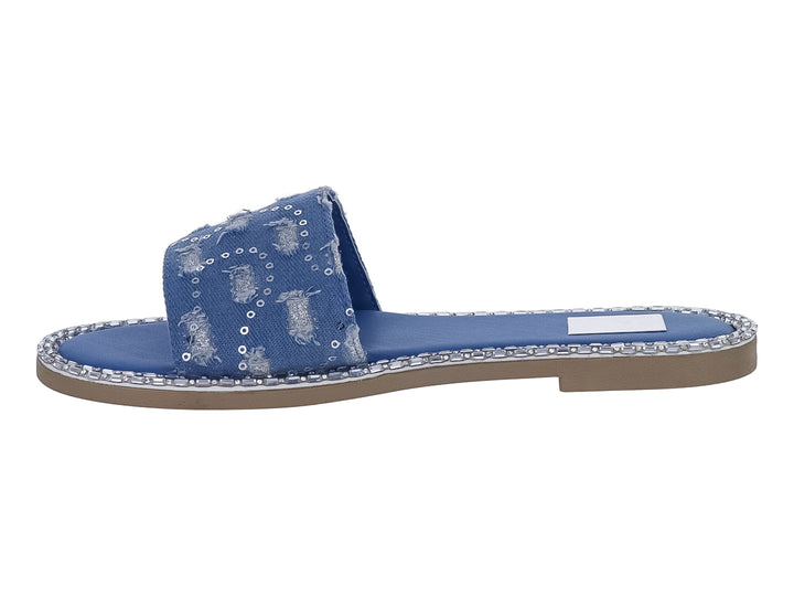 Sandalia deslizable azul mezclilla con adornos brillantes plateados y suela café.