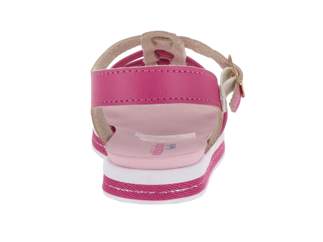 Sandalia rosa para niña de la marca Molekinha con correas frontales, hebilla ajustable y suela blanca dentada.