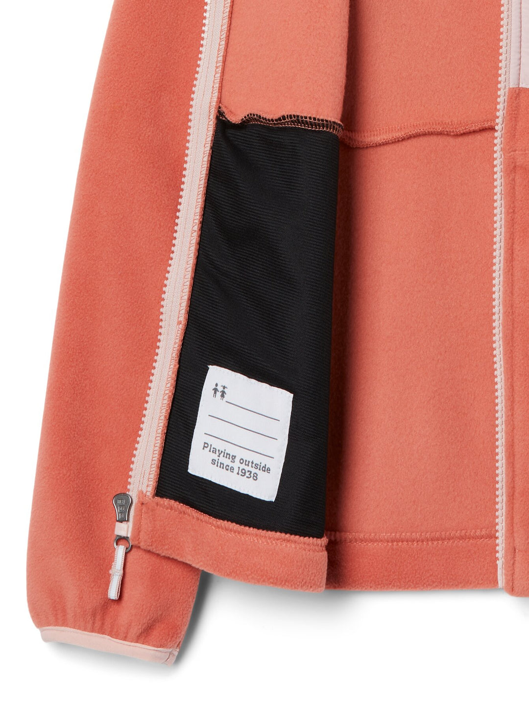 Chaqueta Columbia Fast Trek III Fleece en color durazno desvanecido con detalle en rosa palo y cierre completo.