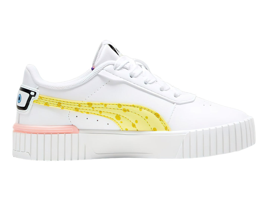 Tenis PUMA blancos con franja amarilla y detalle rosa en la suela, diseño de Bob Esponja.