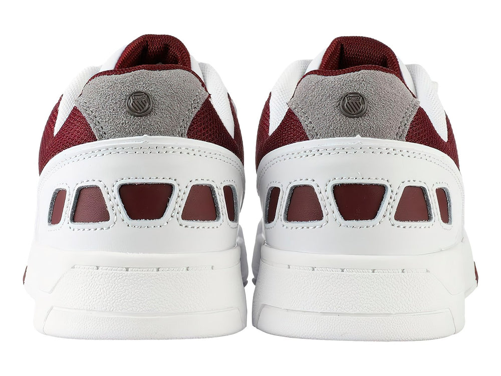 Tenis K-Swiss Match Rival en color blanco con detalles en color vino y gris, vista lateral.