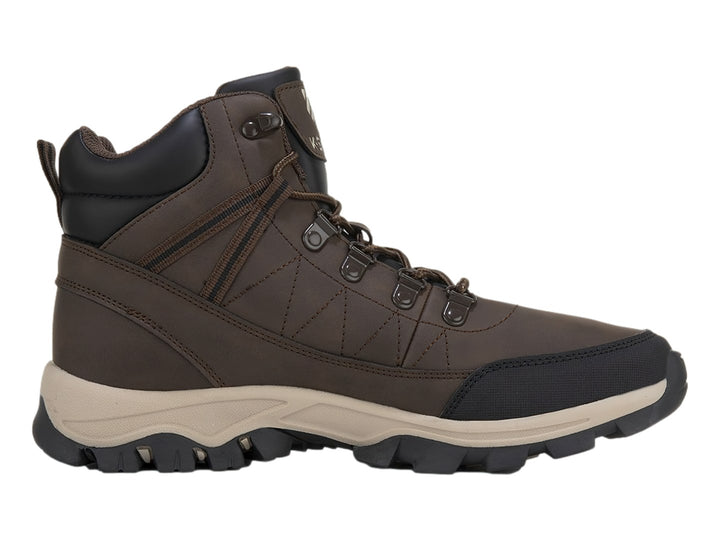 Botas K-SWISS color café con suela beige y detalles en negro, diseño para exterior.