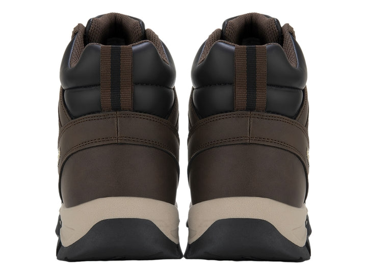 Botas K-SWISS color café con suela beige y detalles en negro, diseño para exterior.