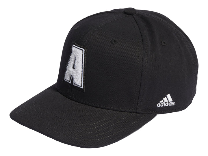 Gorra snapback Adidas color negro con parche blanco de letra A en el frente y logotipo lateral blanco.