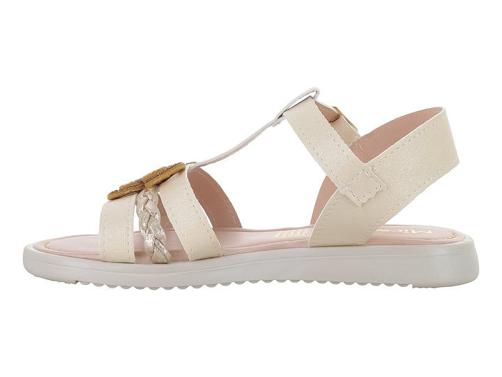 Sandalia para niña color beige con detalles decorativos en oro y cierre de hebilla.