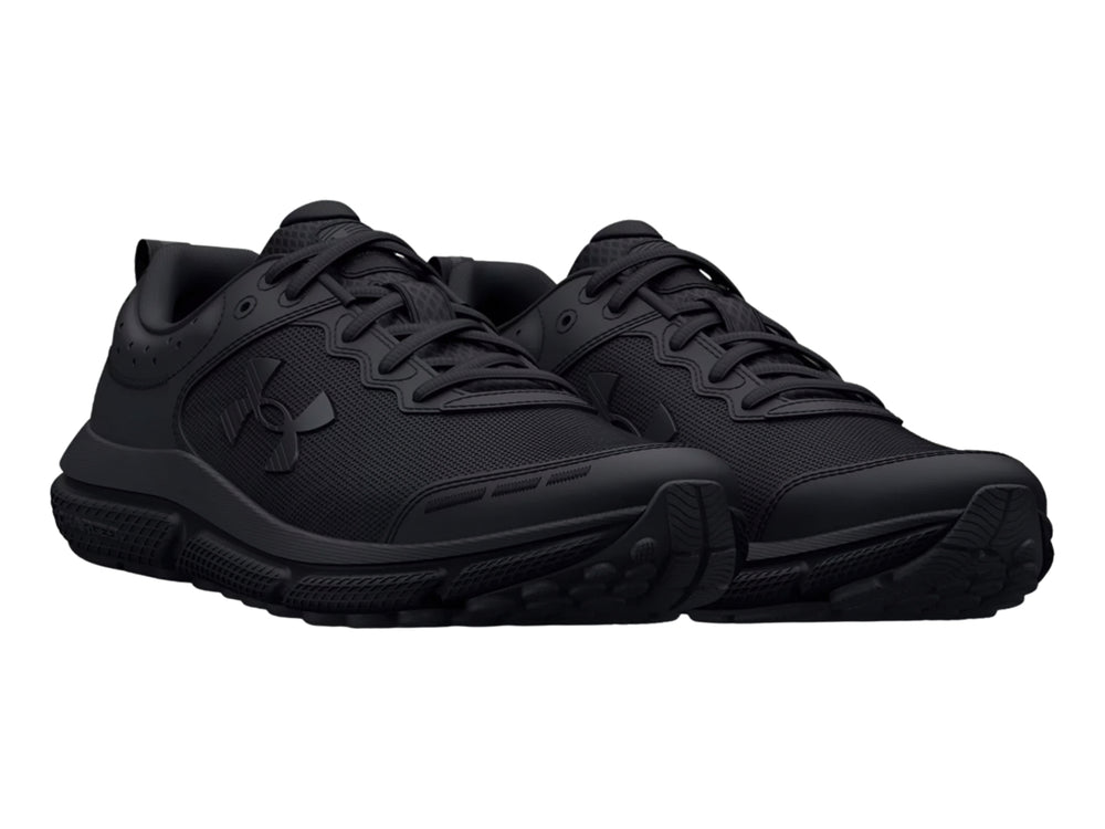 Tenis deportivos Under Armour Assert 10 en color negro total para niño.