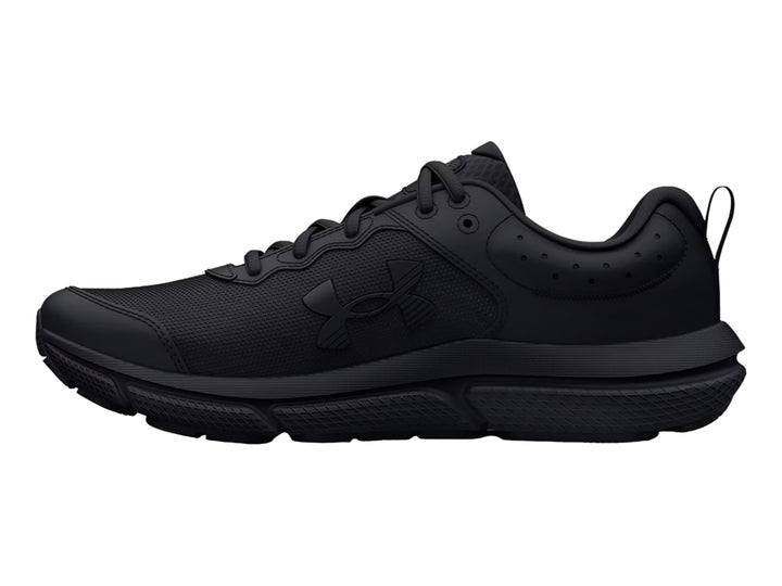 Tenis deportivos Under Armour Assert 10 en color negro total para niño.