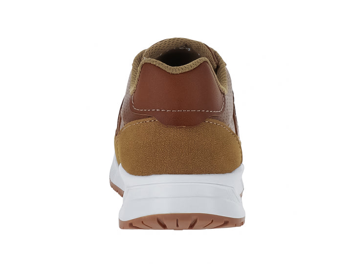 Tenis infantiles color camel con suela blanca y detalles en tonos café, marca Lonstar Unlimited.