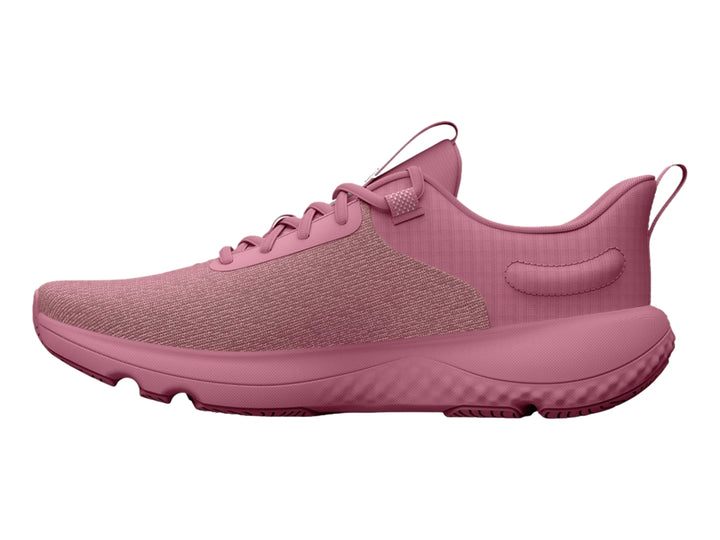 Tenis deportivos Under Armour color rosa Pink Elixir con malla transpirable y suela amortiguada.