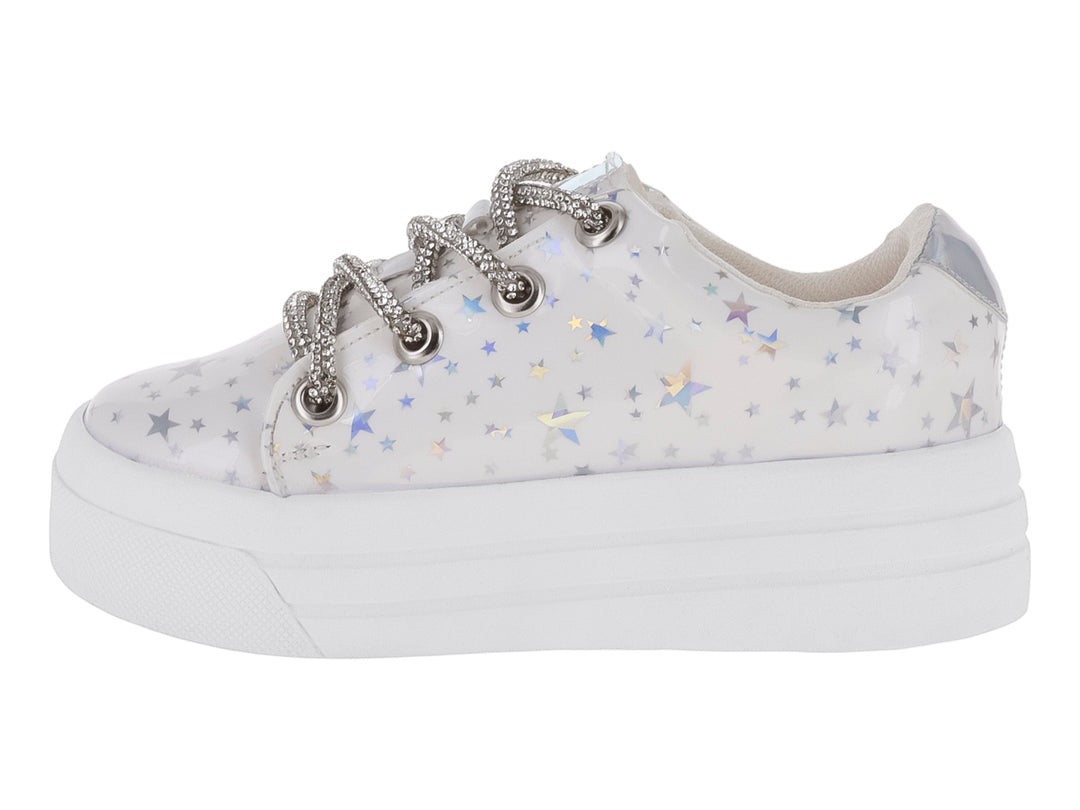 Tenis para niña color latte con estampado de estrellas brillantes y suela blanca de plataforma.