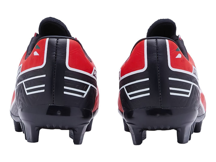 Zapato de fútbol Pirma Brasil en color rojo con detalles negros y blancos, diseñado para pasto natural.